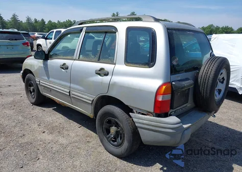 2002 Chevrolet Tracker Hard Top Base from USA, damaged, VIN 2CNBJ13C526902991